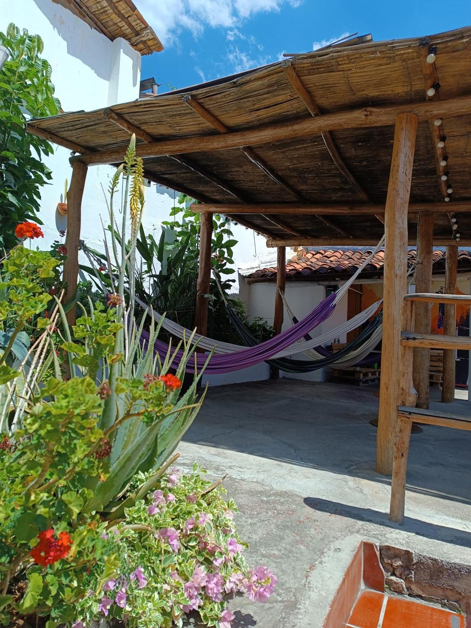 Adventure Hostel Сан Хил Екстериор снимка