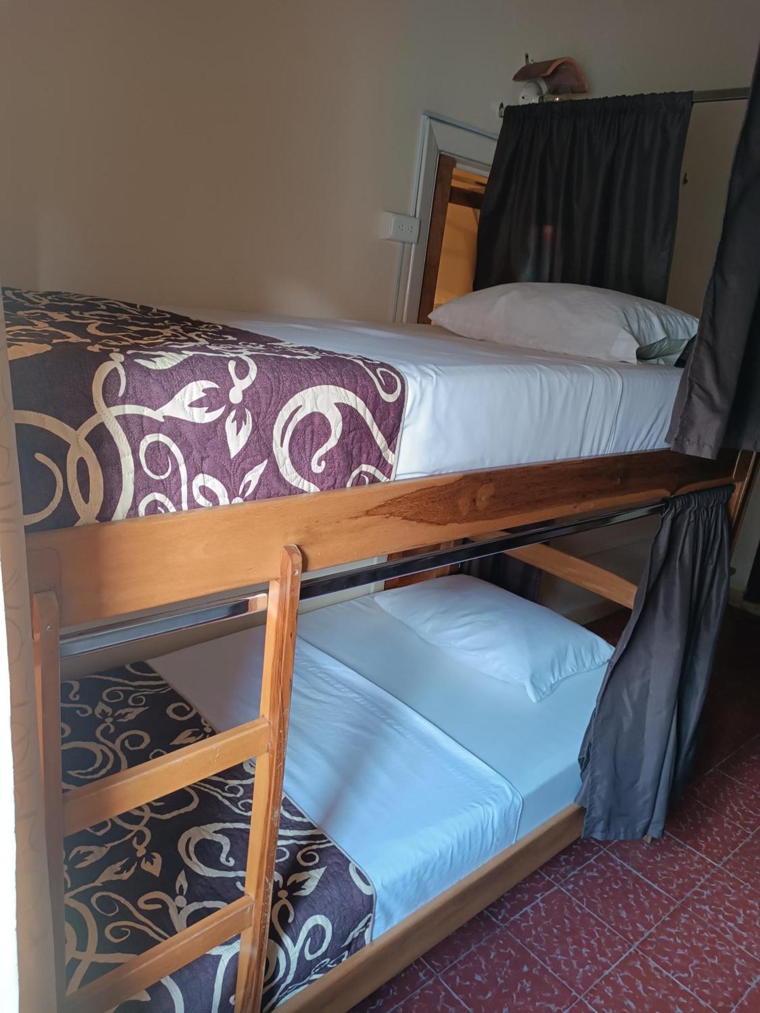 Adventure Hostel Сан Хил Екстериор снимка