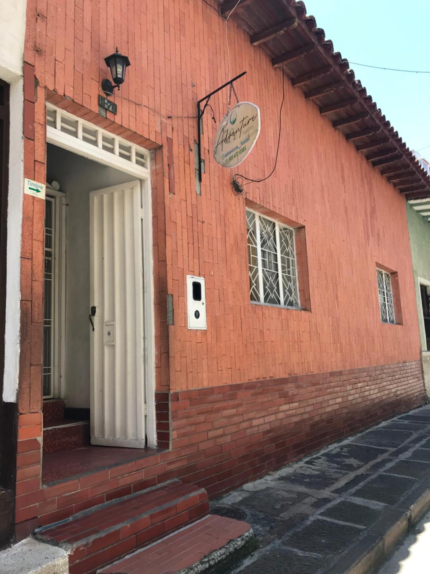 Adventure Hostel Сан Хил Екстериор снимка
