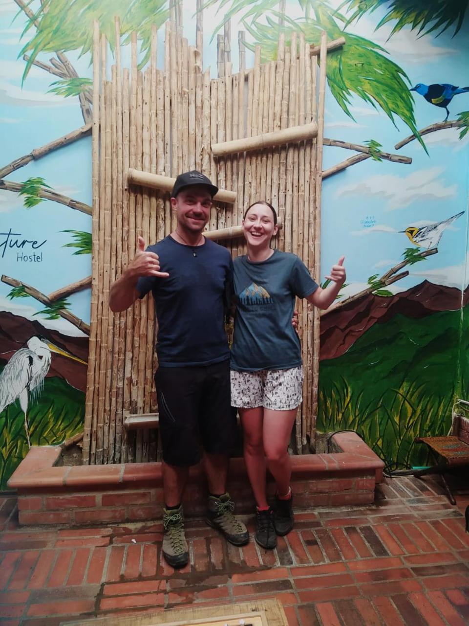 Adventure Hostel Сан Хил Екстериор снимка