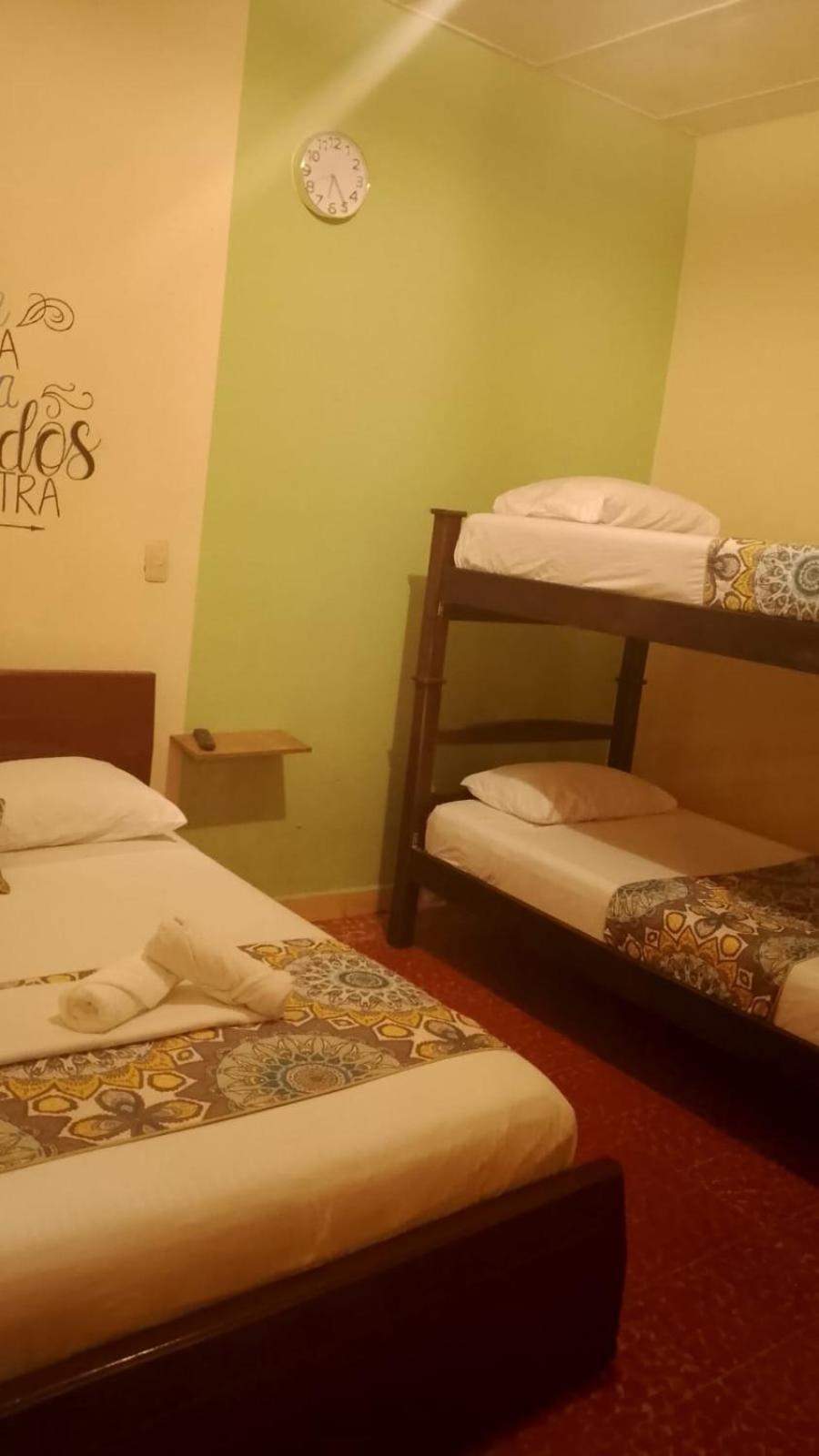 Adventure Hostel Сан Хил Екстериор снимка